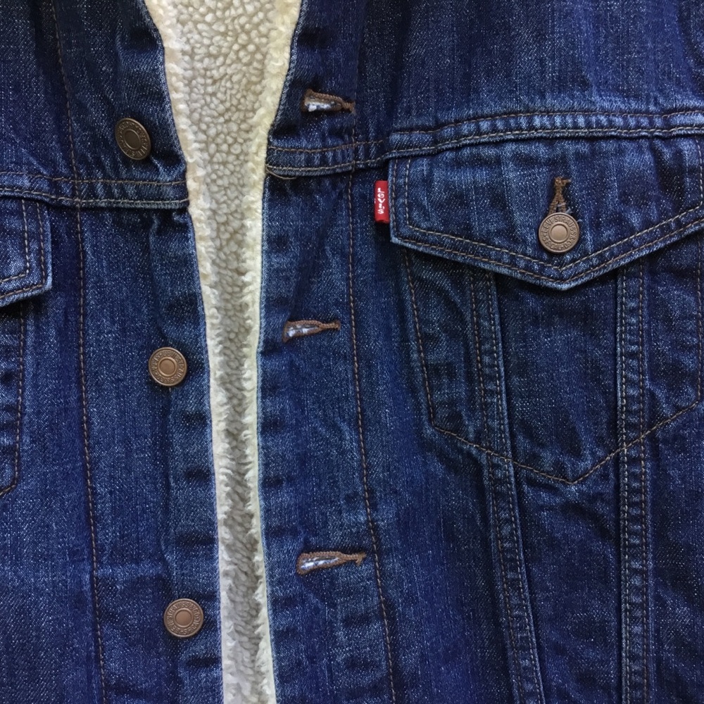 💥SOLD💥Levi’s Truckers Denim Jean Jacket S - Picture 4 of 8